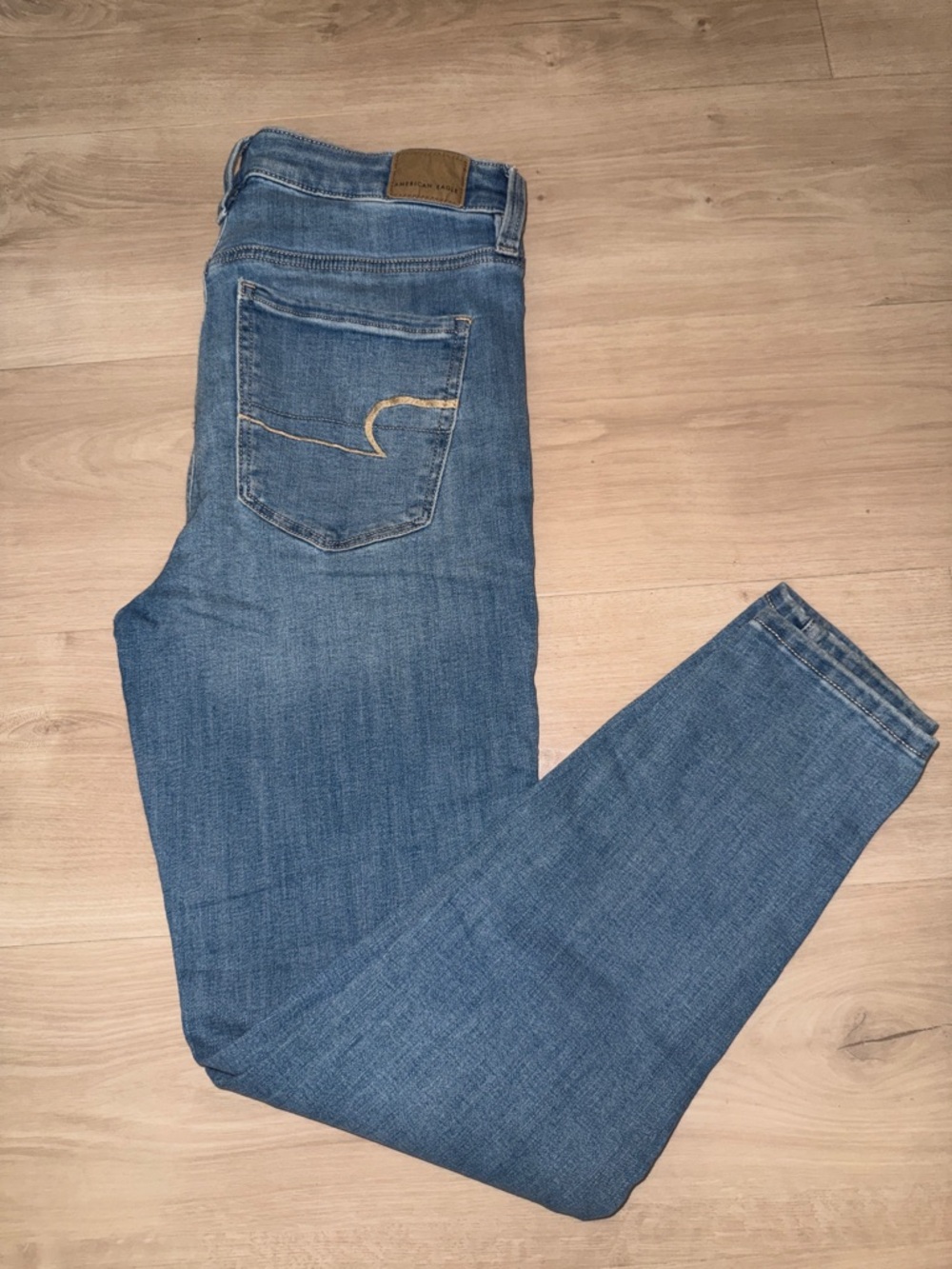American Eagle Outfitters Super Hi-Rise Jeans